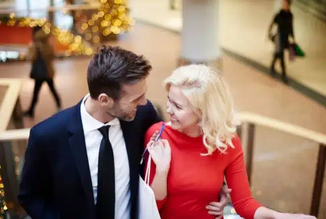 Eerst leert een dating coach